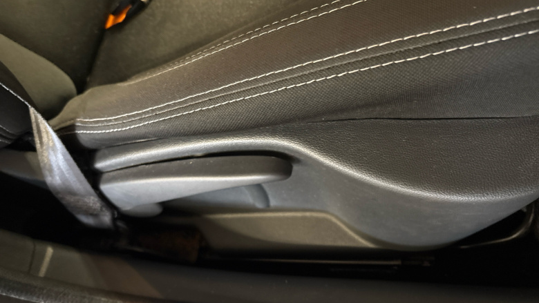 Renault Clio 1.2 TCE Dynamique Nav 5dr Petrol Hatchback